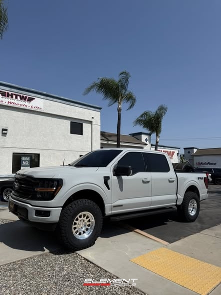 17x9 KMC KM548 Chase on 2021-2025 Ford F-150