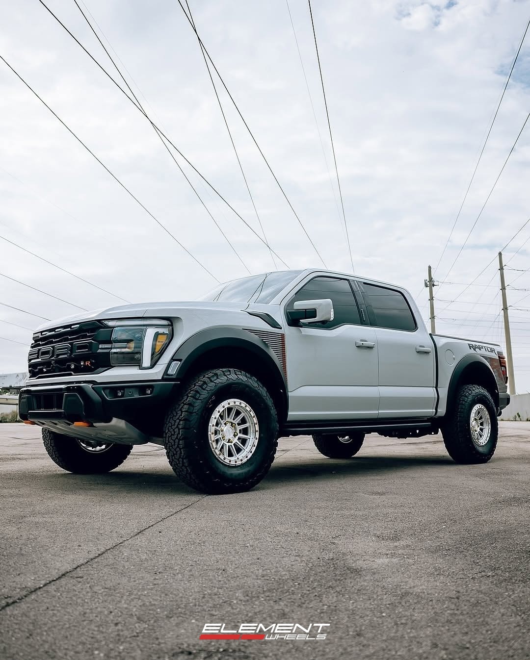 17x8.5 on 2021-2025 Ford F-150 Raptor