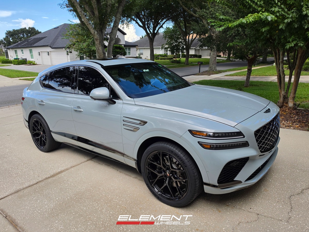 22x10 Savini SV.1 R3 Gloss Black w/ Double Dark Tint (Fully Forged) on 2021-2025 Genesis GV80