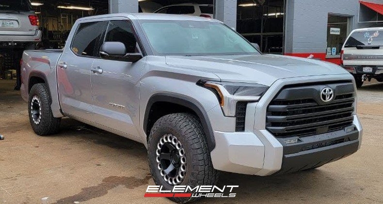 18x9.5 | 18x9.5 Staggered Black Rhino Wheels on 2022-2025 Toyota Tundra