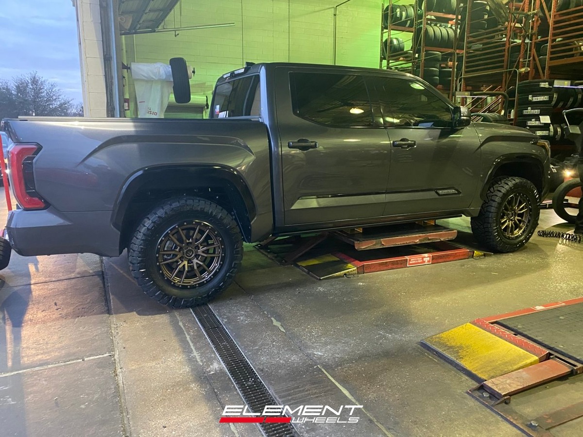 20x9 | 20x9 Staggered Fuel Off-Road Rebel Bronze w/ Black Lip D681 on 2022-2025 Toyota Tundra