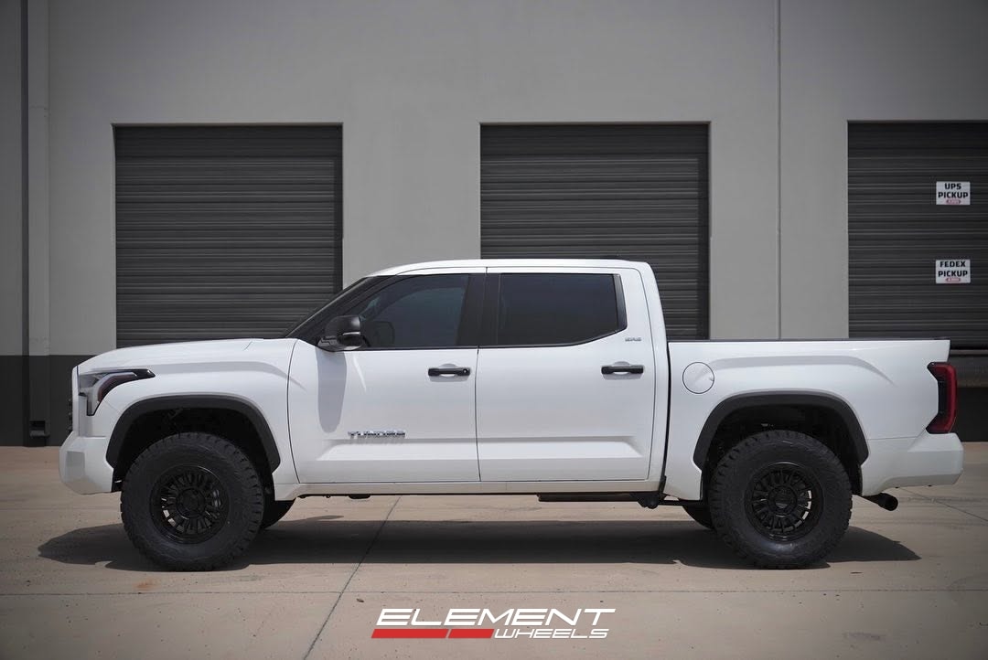 18x9 KMC KM447 Impact Forged Monoblock on 2022-2025 Toyota Tundra