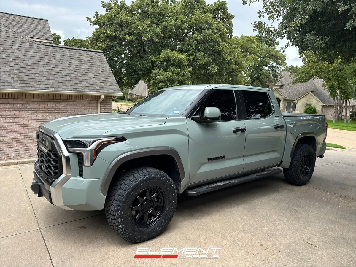 18x9 Raceline 947B Scout on 2022-2025 Toyota Tundra