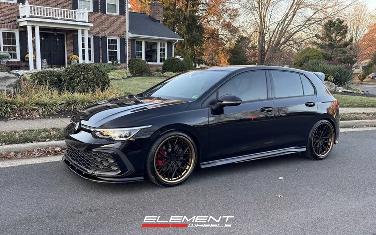 19x8.5 Variant Wheels on 2022-2025 Volkswagen Golf