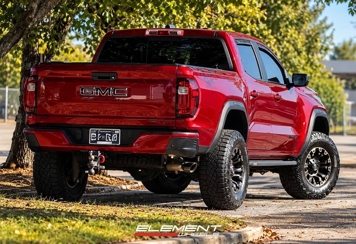 17x9 | 17x9 Staggered Fuel Off-Road Vapor All Matte Black D560 on 2023-2025 GMC Canyon