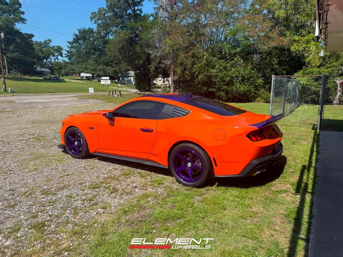 19x8.5 | 19x11 Staggered Variant Sena on 2024-2025 Ford Mustang
