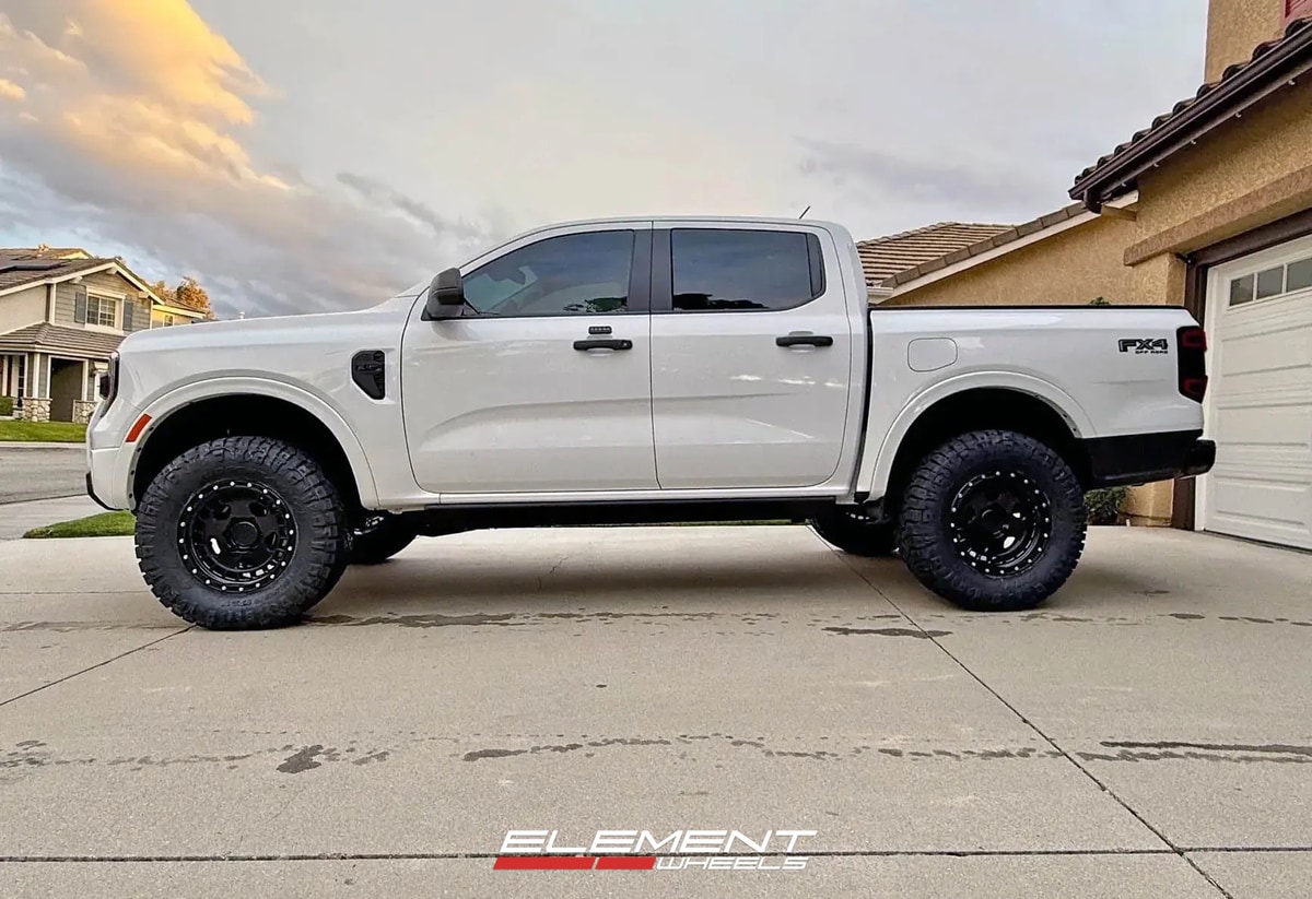 17x8.5 | 17x8.5 Staggered Fifteen52 Off-Road Traverse HD Asphalt Black on 2024-2025 Ford Ranger