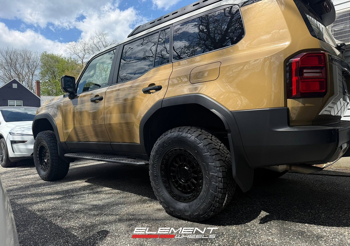 17x8.5 Lock Off-Road Mojave Matte Black w/ Gloss Black Ring on 2024-2025 Toyota Land Cruiser