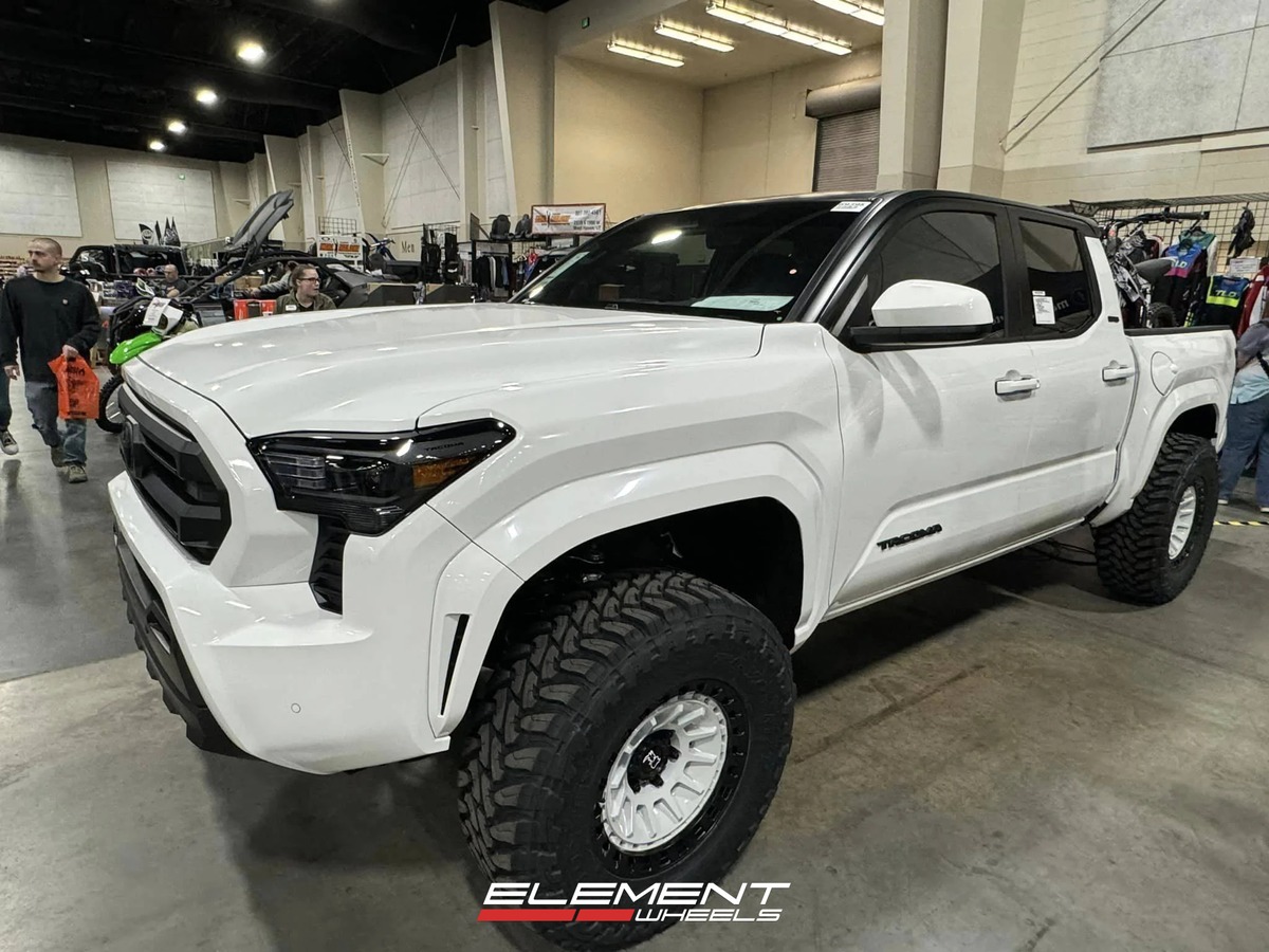 17x8.5 Black Rhino Stadium on 2024-2025 Toyota Tacoma