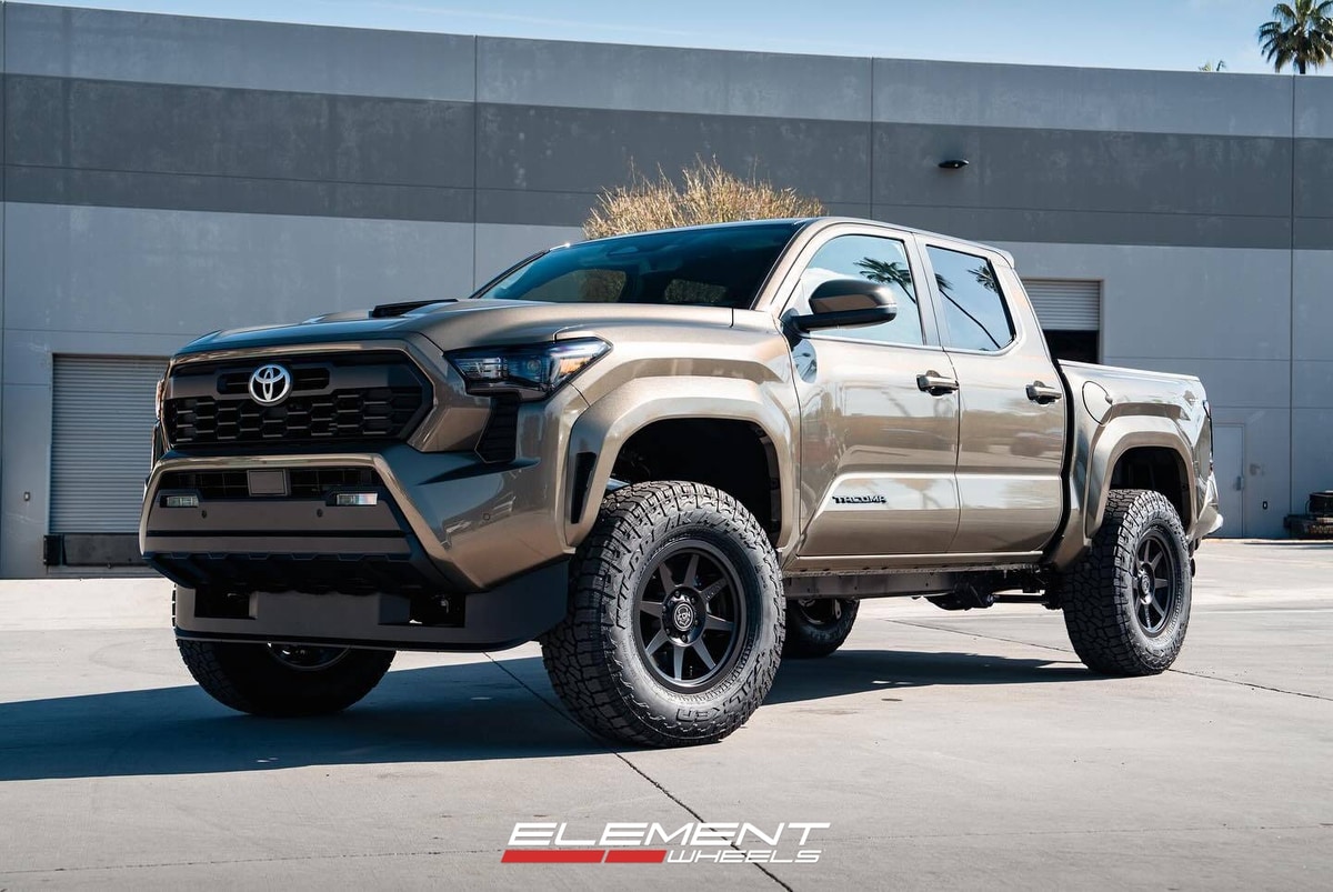 17x8.5 ICON Rebound on 2024-2025 Toyota Tacoma