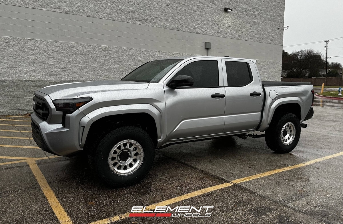 17x8.5 Method Race MR315 on 2024-2025 Toyota Tacoma