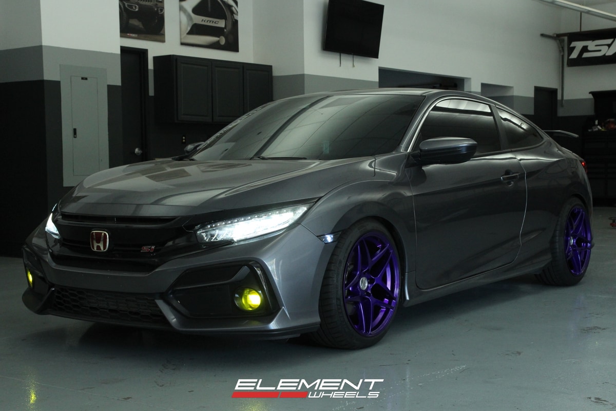 18 Inch Kansei Astro in Custom Blue Powdercoat on 2016 Honda Civic Si Coupe