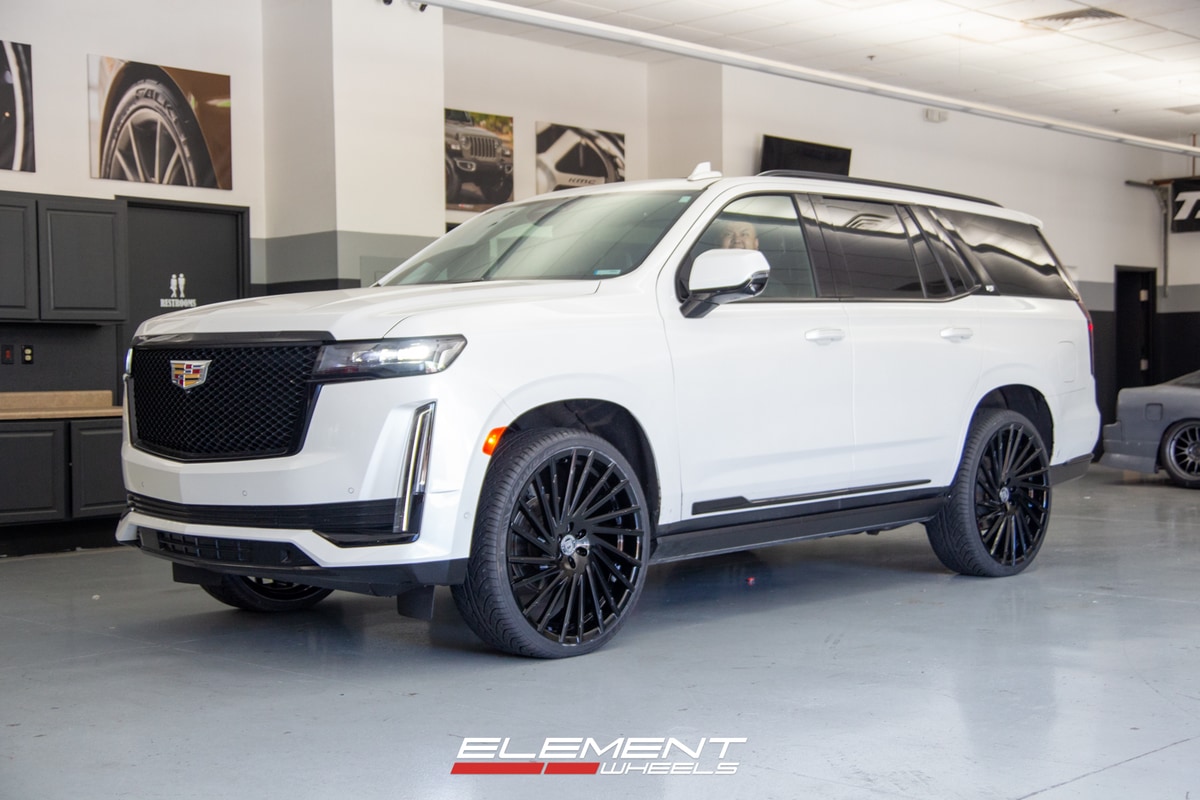26 Inch Lexani Wraith in Full Gloss Black on a 2022 Cadillac Escalade