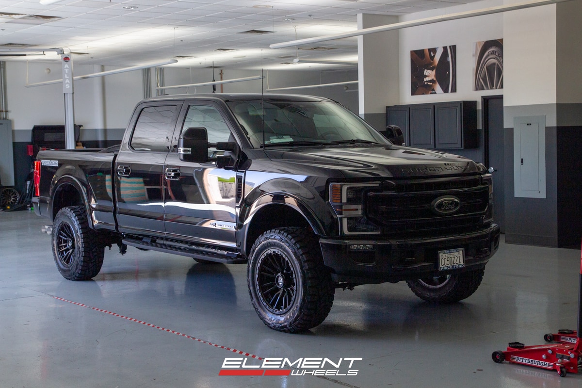20 Inch Fuel Off Road Rebel D679 in Matte Black on a 2022 Ford F-250 TREMOR