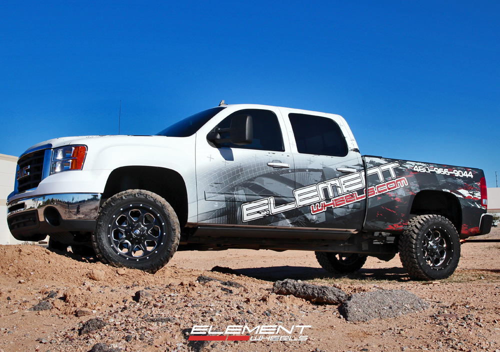 Fuel Boost Black wheels on 09 GMC Sierra 2500 w/ Specs