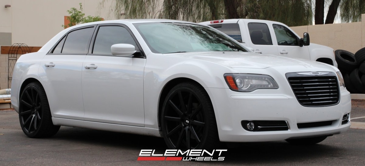 22 inch XO Tokyo Matte Black Staggered on 2014 Chrysler 300 w/ Specs
