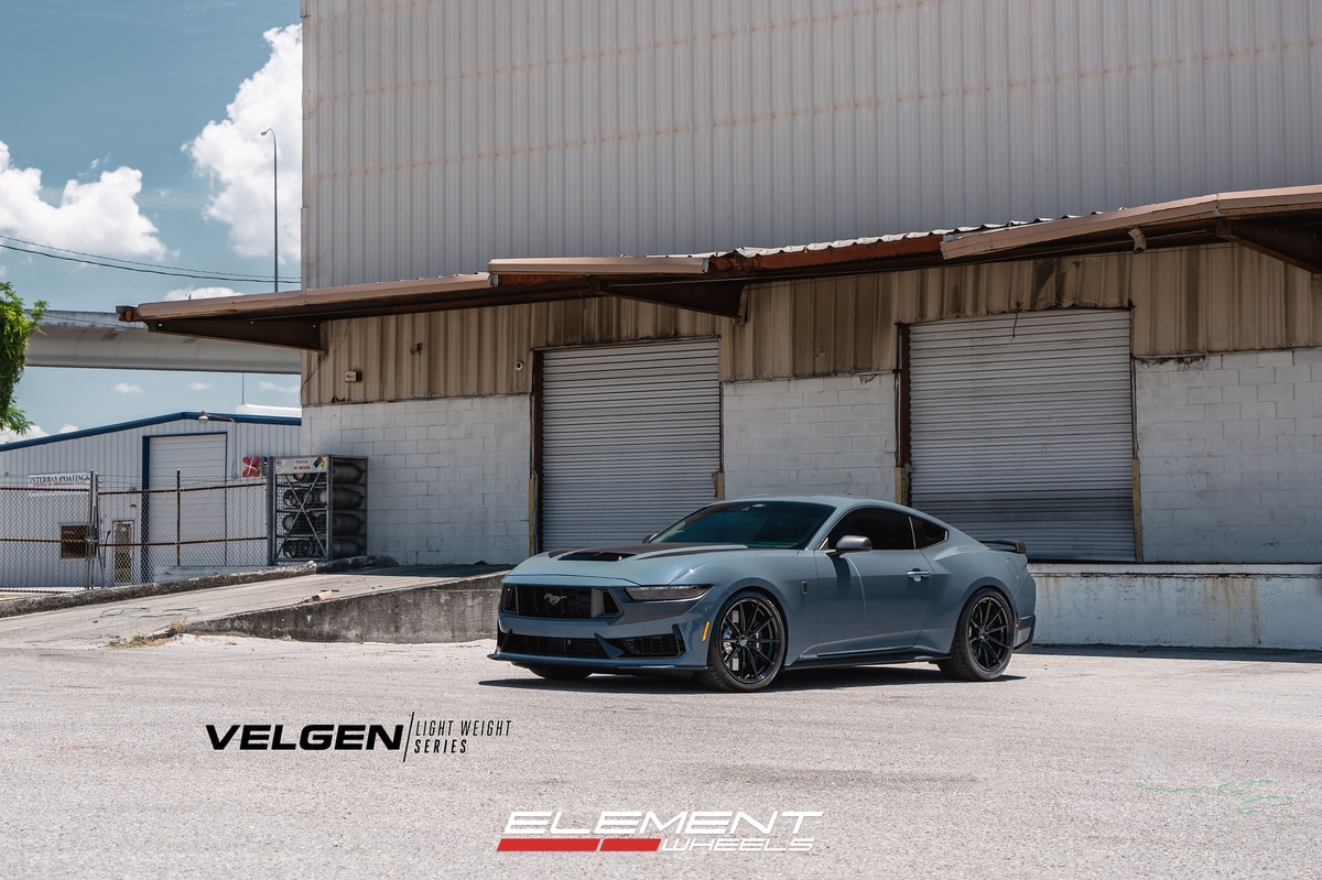 20 Inch Staggered Velgen VF10 Gloss Black on a 2024 Ford Mustang Dark Horse