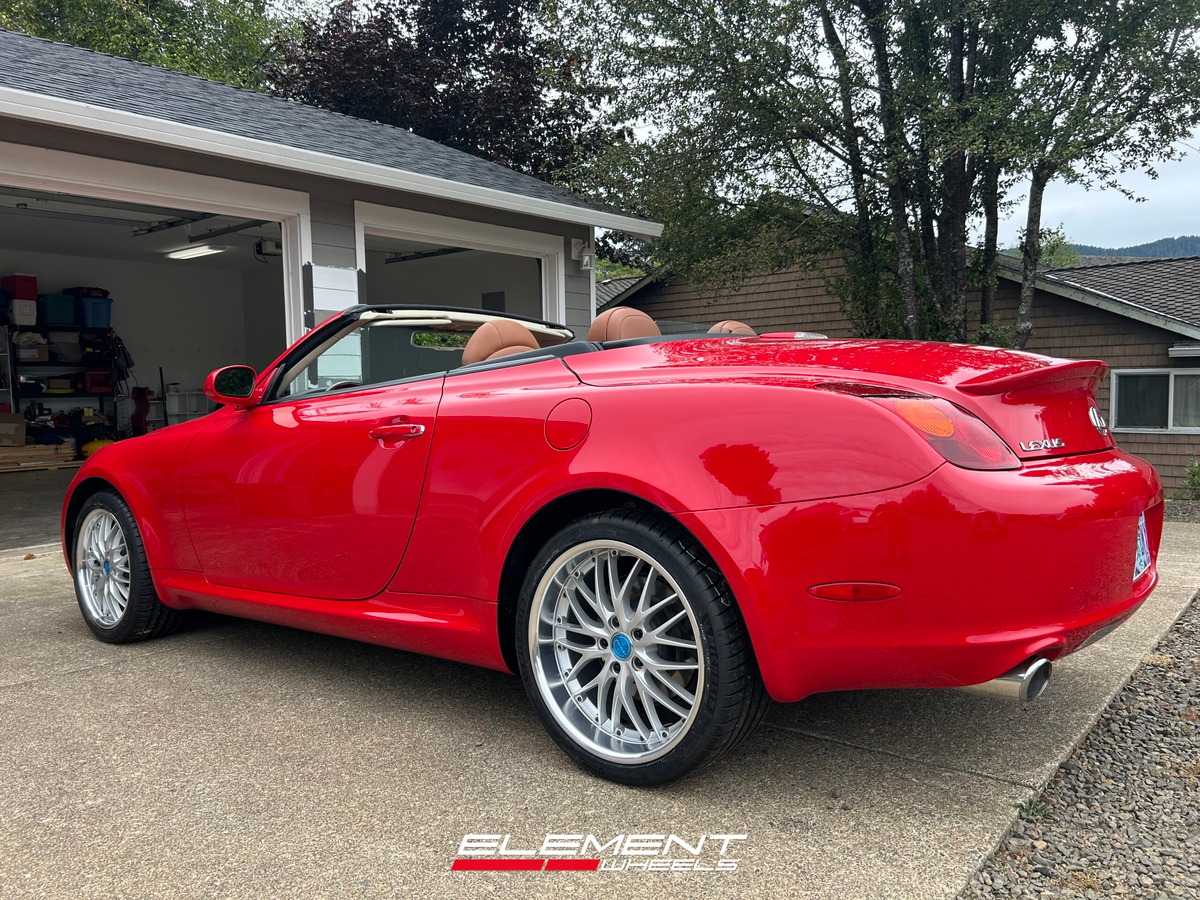 Staggered18/19 inch MRR GT1 in Hyper Silver on a 2005 Lexus SC 430