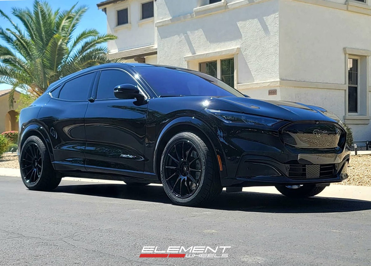 20 inch Staggered MRR GF6 Gloss Black on a 2021 Ford Mustang Mach-E