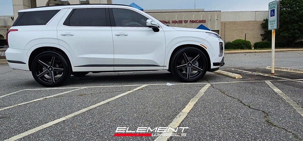 22 inch Lexani R-Four in Gloss Black w/ Milled Accents on a 2023 Hyundai Palisade