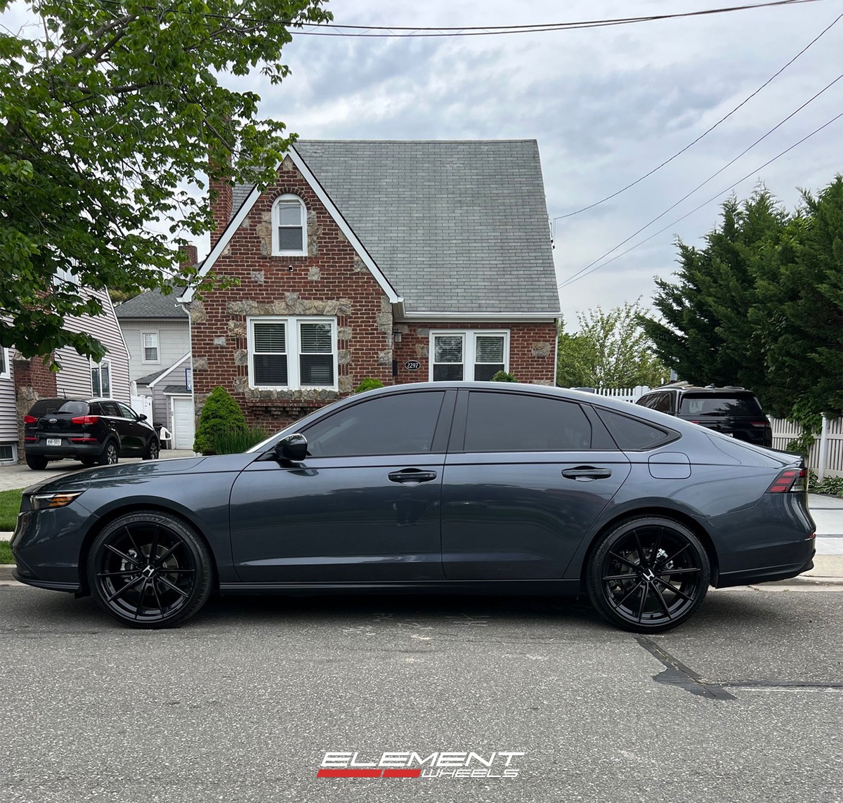 20 inch Curva Concept CFF-46 Gloss Black on a 2023 Honda Accord