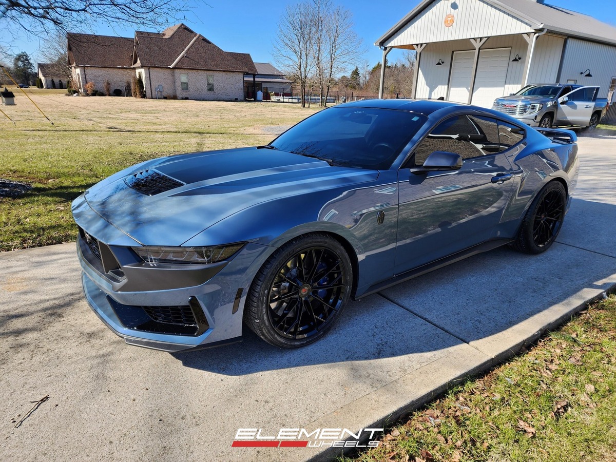 20 Staggered Ferrada FR11 in Obsidian Black on a 2024 Ford Mustang Dark Horse