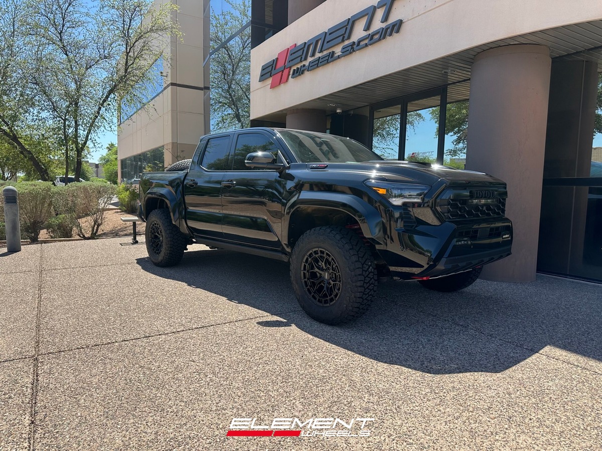 18 inch Vossen HFX-1 in Satin Black on a 2025 Toyota Tacoma TRD Pro 2WD/4WD