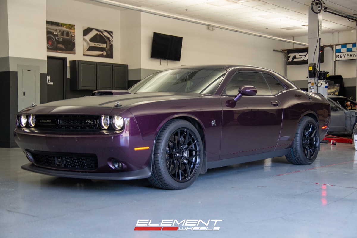 20 Inch Variant Radon in Gloss Piano Black on a 2020 Dodge Challenger R/T
