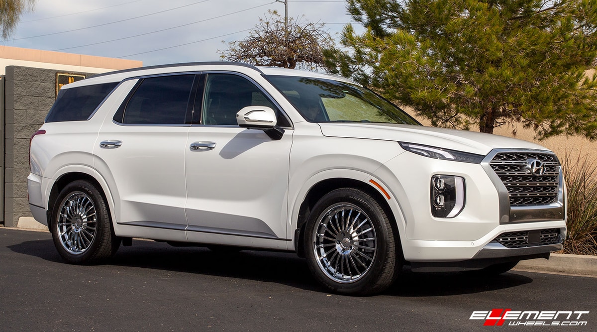 20 inch XIX X59 Full Chrome on a 2020 Hyundai Palisade