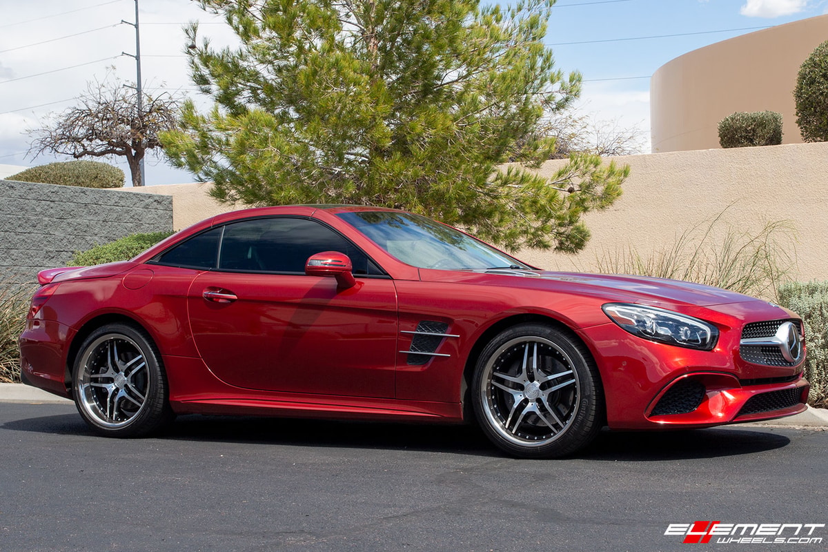 19 inch Staggered Roderick RW2 Cinque Black/Machined w/ Chrome Stainless Steel Lip on a 2017 Mercedes Benz SL450