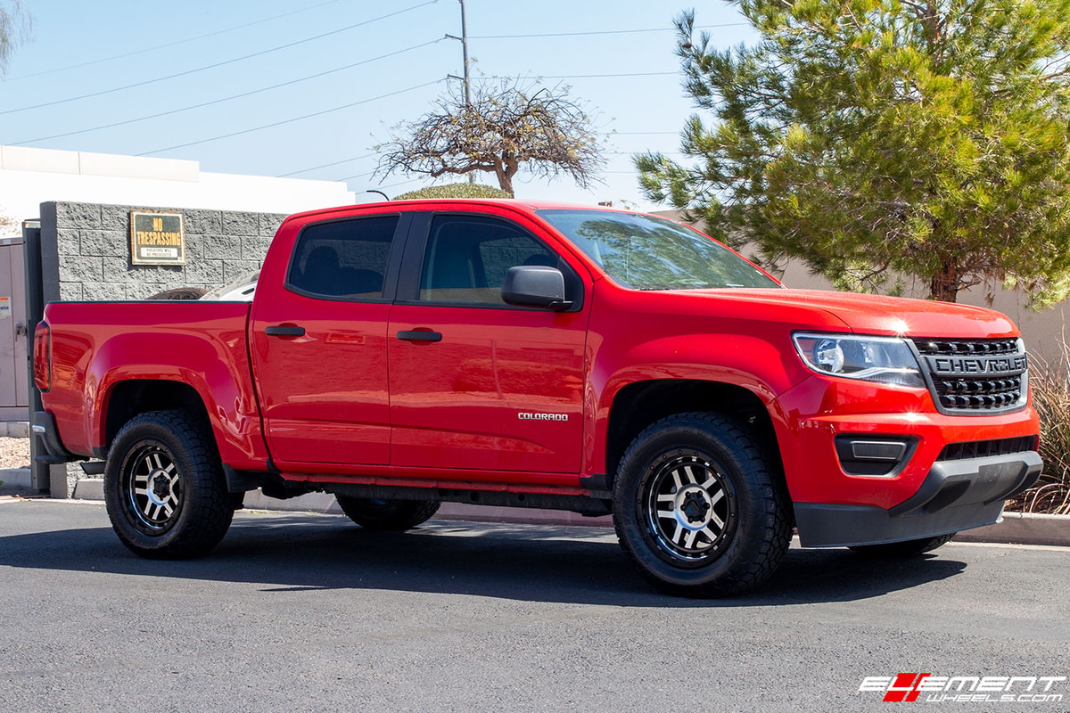 18 inch KMC KM540 Recon Satin Black Machined on a 2019 Chevrolet Colorado