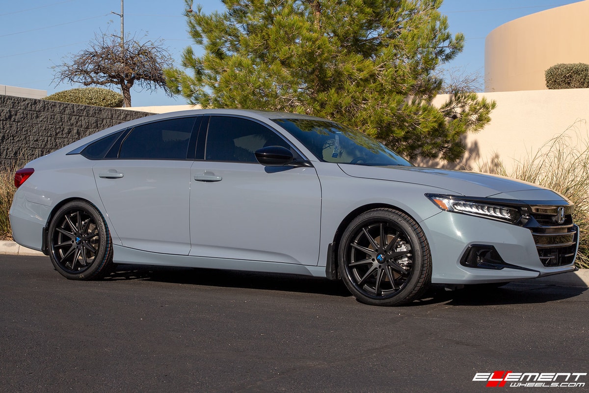 20 inch Rohana RC10 Matte Graphite w/ Gloss Black Lip on a 2021 Honda Accord