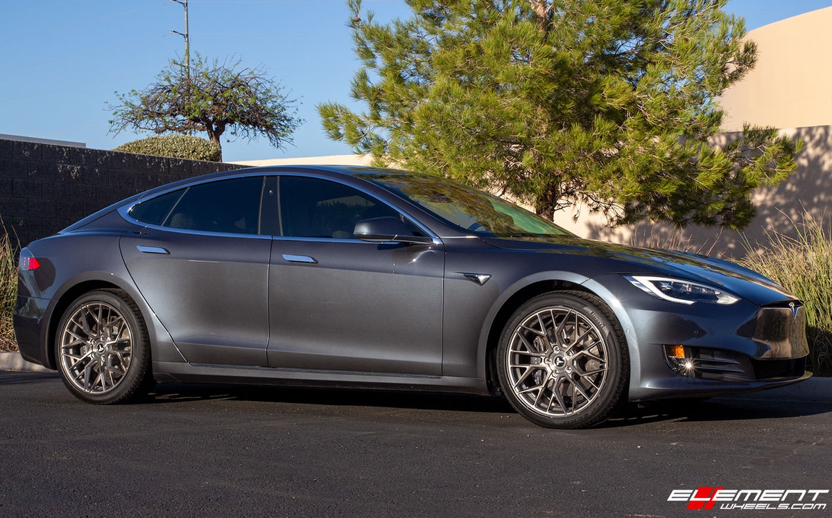 20 inch Variant Radon Titanium Brushed Face on a 2018 Tesla Model S AWD