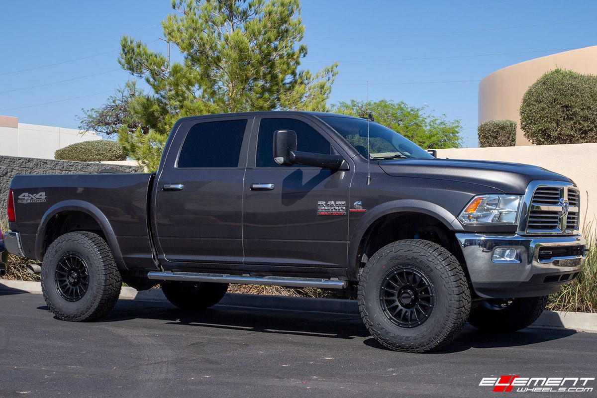 18 inch Method Race Wheels 314 Matte Black on a Leveled 2019 Dodge Ram 2500