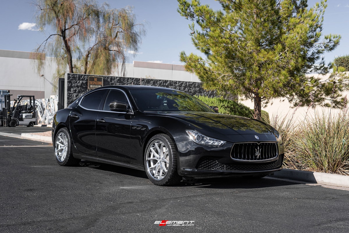 20 inch Staggered Ferrada FR2 Machine Silver w/ Chrome Lip on a 2016 Maserati Ghibli