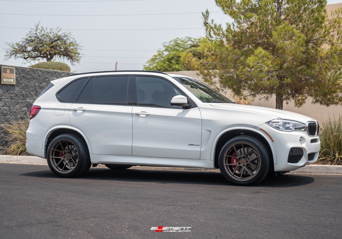 20 inch Staggered Ferrada Forge-8 FR8 Matte Bronze on a 2015 BMW X5M