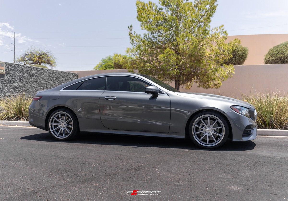 20 inch Staggered Ferrada CM2 Machine Silver w/ Chrome Lip on a 2019 Mercedes Benz E450 Coupe