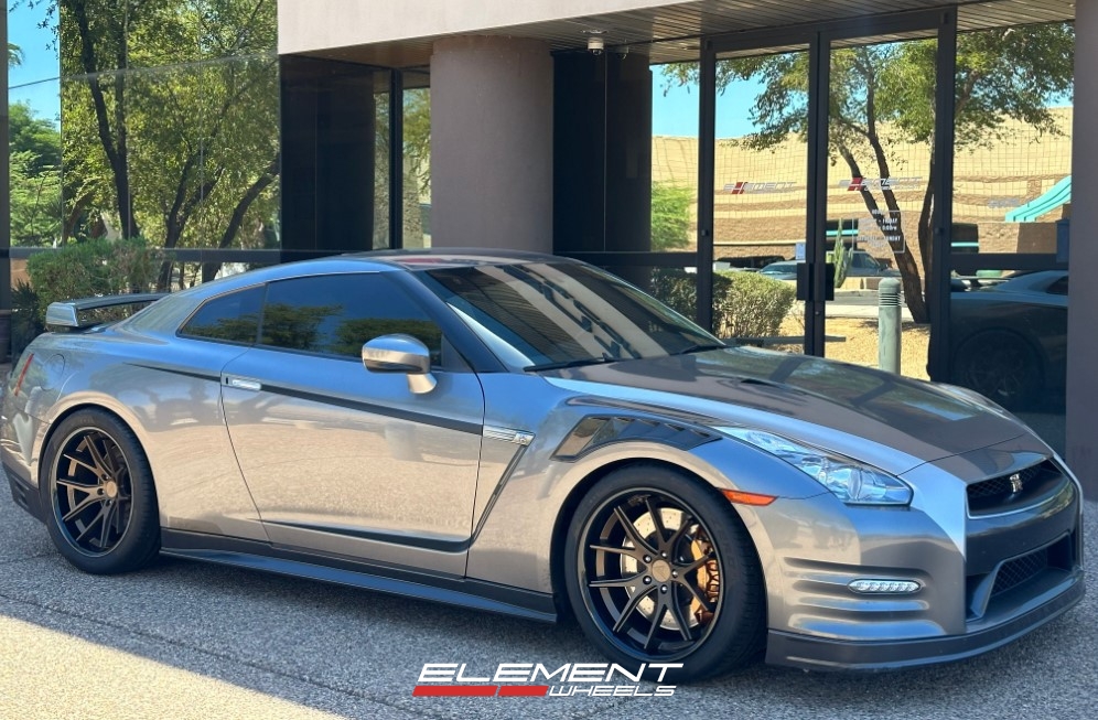 20 inch Staggered Ferrada FR2 Matte Bronze w/ Gloss Black Lip on a 2012 Nissan GTR
