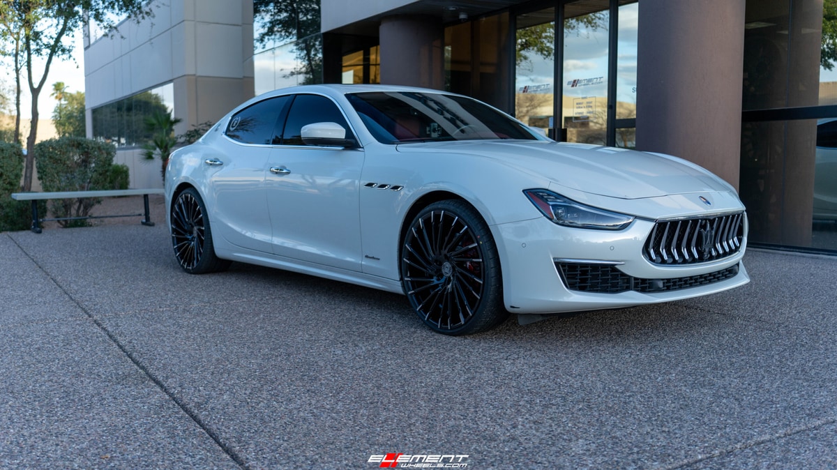Staggered 22 Inch Lexani Wraith in Gloss Black W/ Machined Tips on a 2018 Maserati Ghibli
