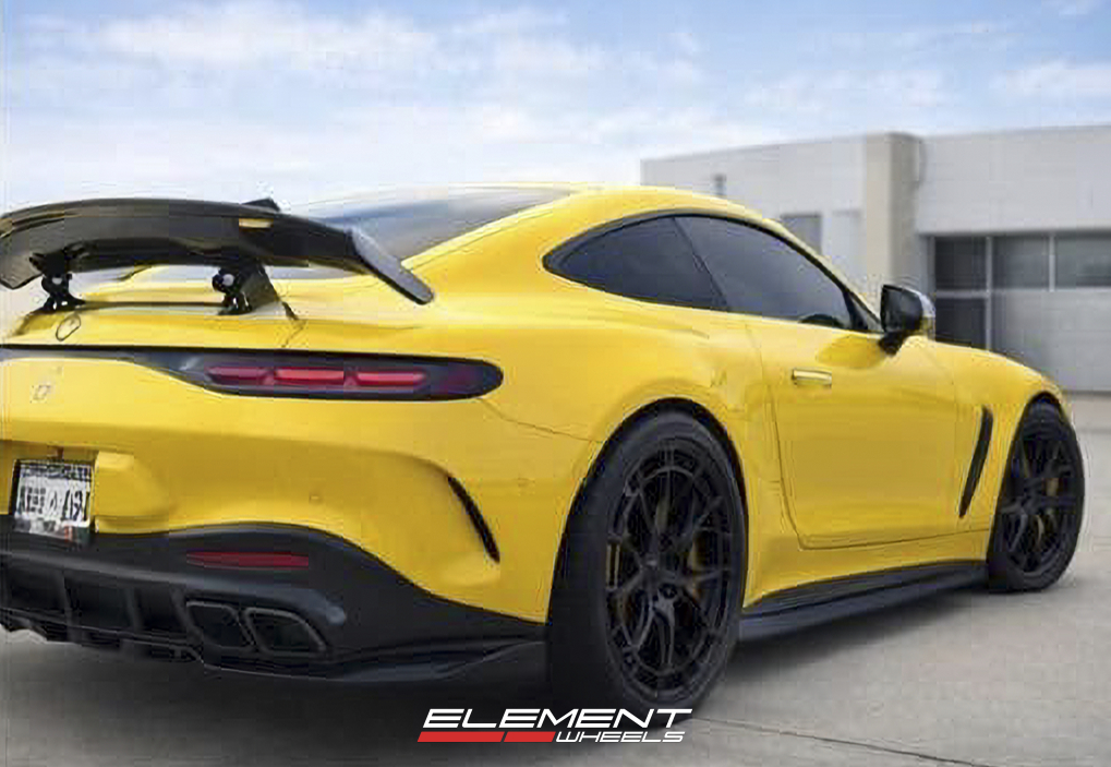 22x9.5 | 22x10.5 Staggered Vossen Wheels on 2023-2025 Mercedes Benz AMG GT 55 2-door