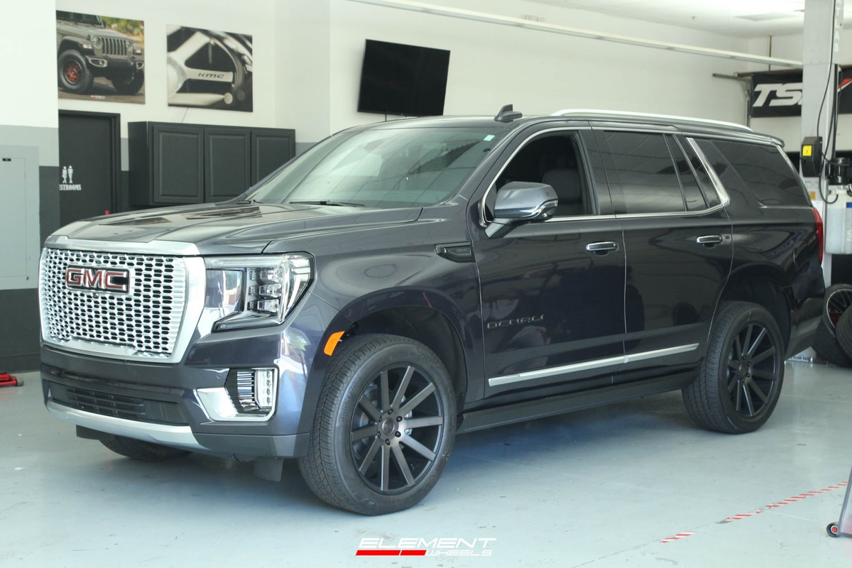 22 Inch Dub Shot Calla Matte Black Machined w/ Tint S121 on a 2023 GMC Yukon SUV