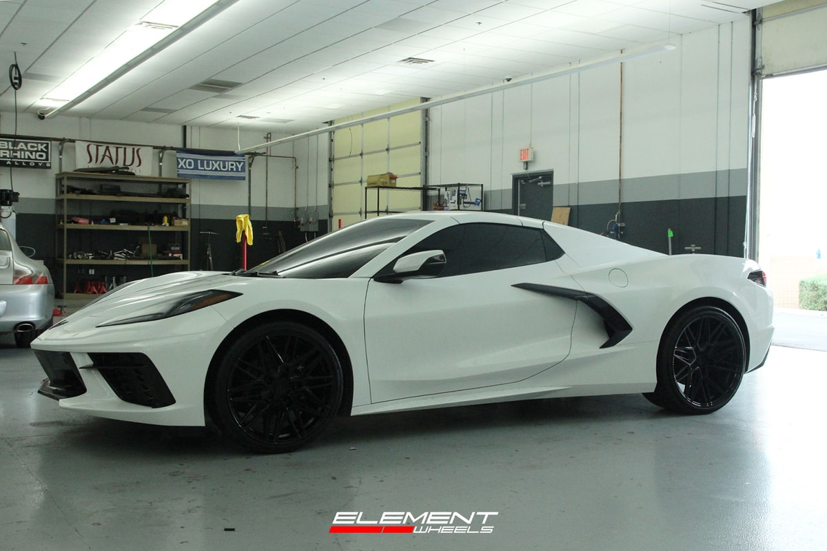 20/21 inch Double Staggered Vossen HF-7 Gloss Black on a 2023 Chevrolet Corvette C8 Stingray