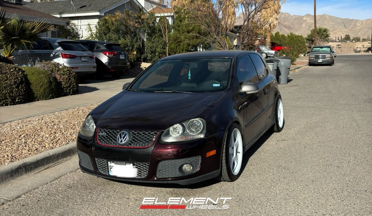 18 inch AVID 1 AV-42 in Matte White on a 2008 Volkswagen Golf GTI