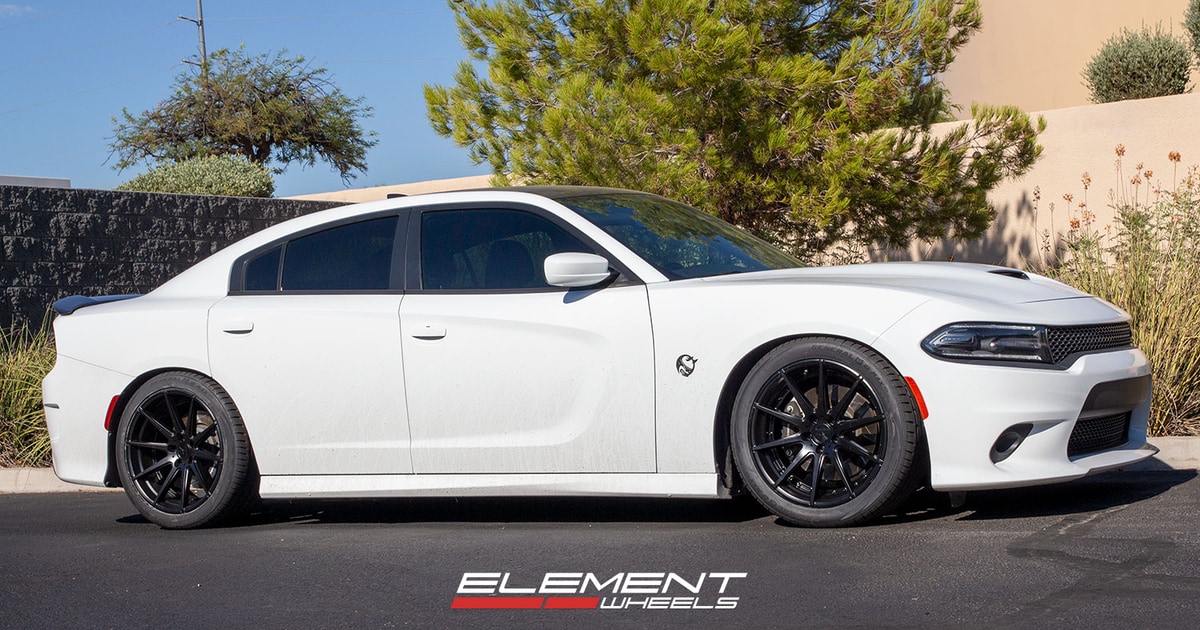 20 inch Staggered Verde V20 Insignia Satin Black on a 2018 Dodge Charger Scatpack w/ 4 Piston Brembos