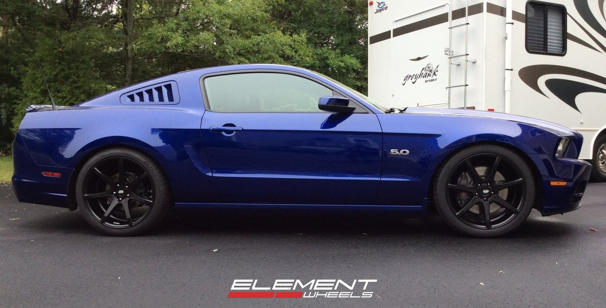 20 inch Staggered Black Di Forza BM-10 Matte Black on 2014 Ford Mustang GT (Brembo Brakes) w/ Specs