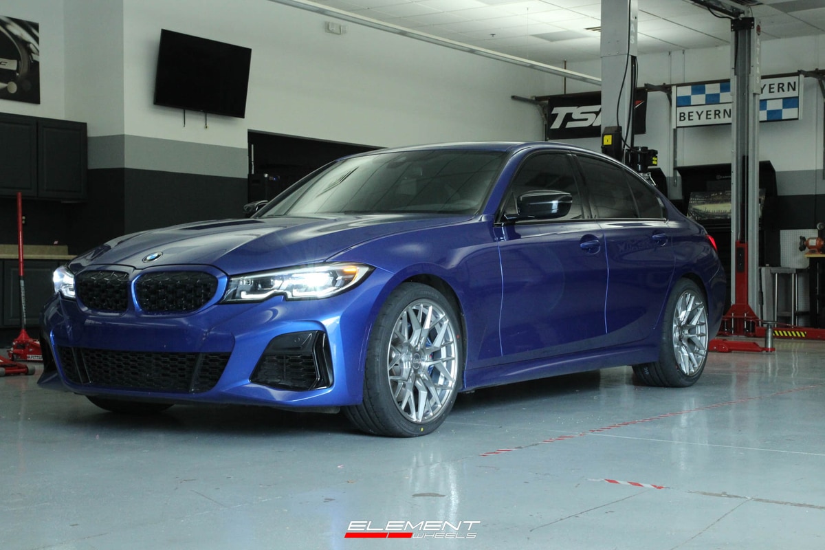 Staggered 19 Inch Variant Radon in Brushed Titanium on 2021 BMW M340i