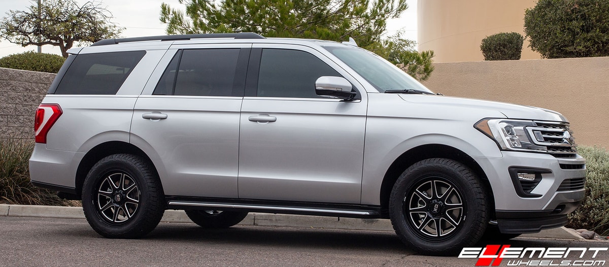 20 inch XD Series XD844 Gloss Black Milled on 2019 Ford Expedition XLT