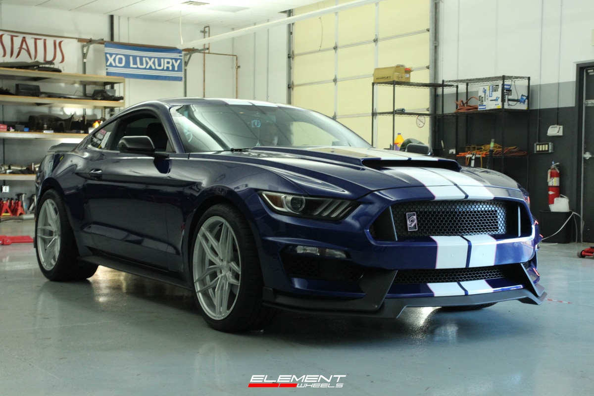 Staggered 20 Inch Ferrada Forged FR5 in Machine Silver on 2020 Ford Mustang