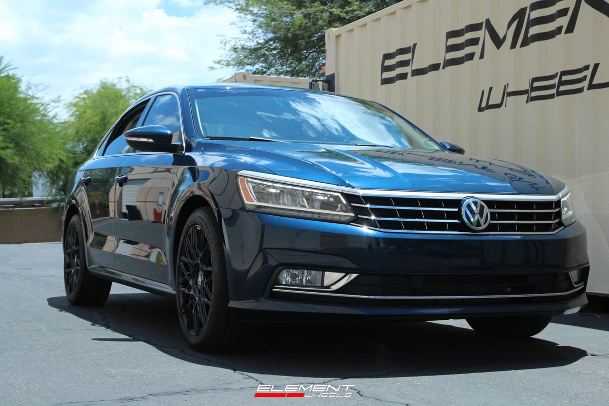 18 Inch Touren TR78 in Gloss Black on 2018 Volkswagen Passat