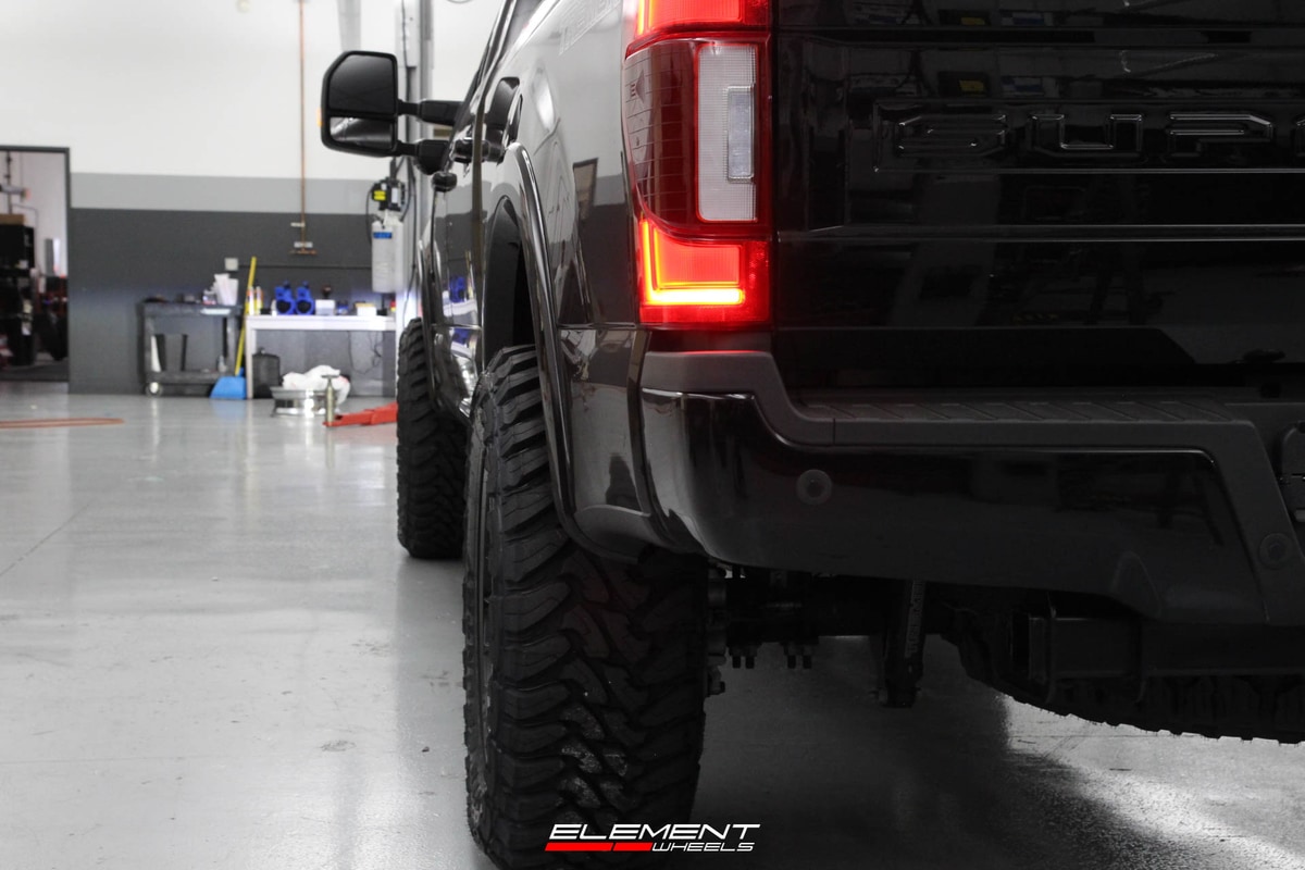 22 Inch Fuel Off-Road Hardline D620 in Gloss Black w/ Milled Spokes on 2019 Ford F-250